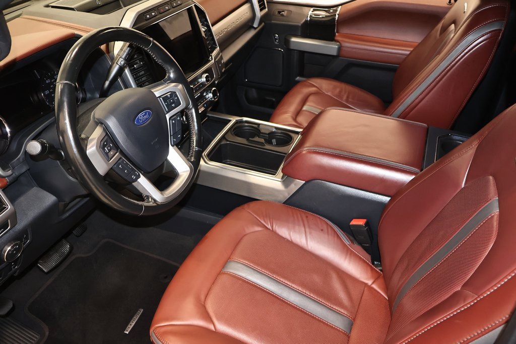 Certified 2022 Ford F450 Platinum w/ FX4 Off-Road Package image 35