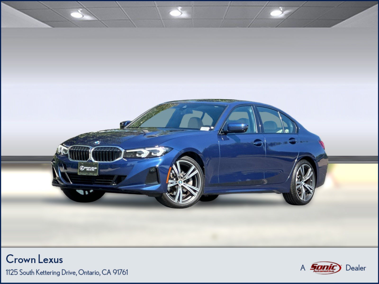 Used 2023 BMW 330i Sedan w/ Parking Assistance Package RWD image 1