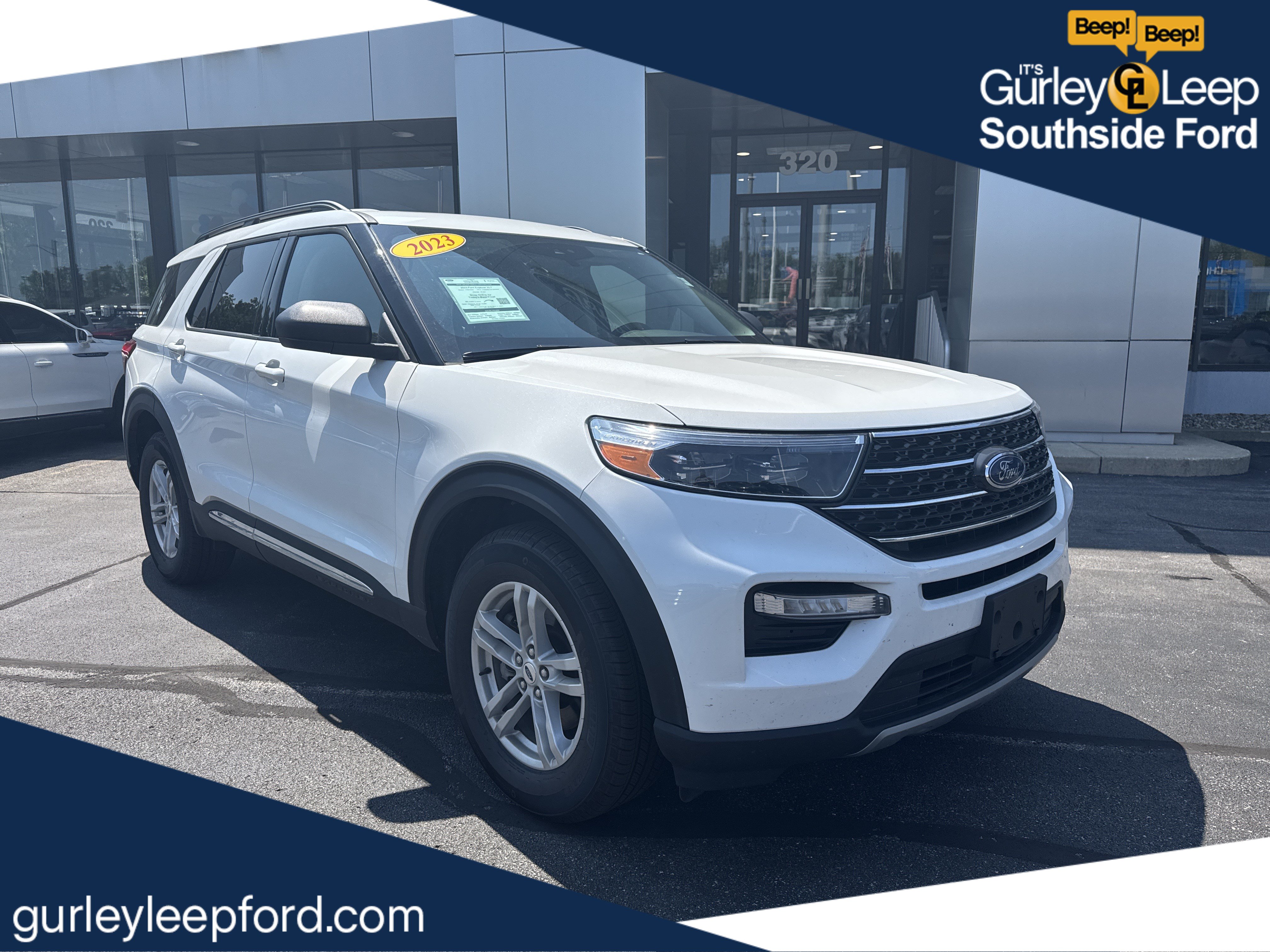 Used 2023 Ford Explorer XLT w/ Equipment Group 202A AWD/4WD image 1