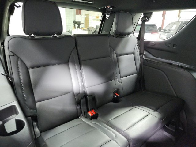 Used 2025 GMC Yukon Denali AWD/4WD image 43
