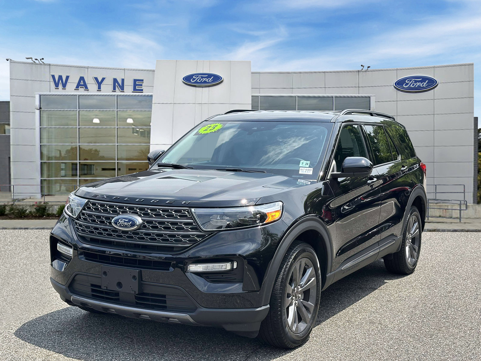 Certified 2023 Ford Explorer XLT w/ Equipment Group 202A AWD/4WD image 2