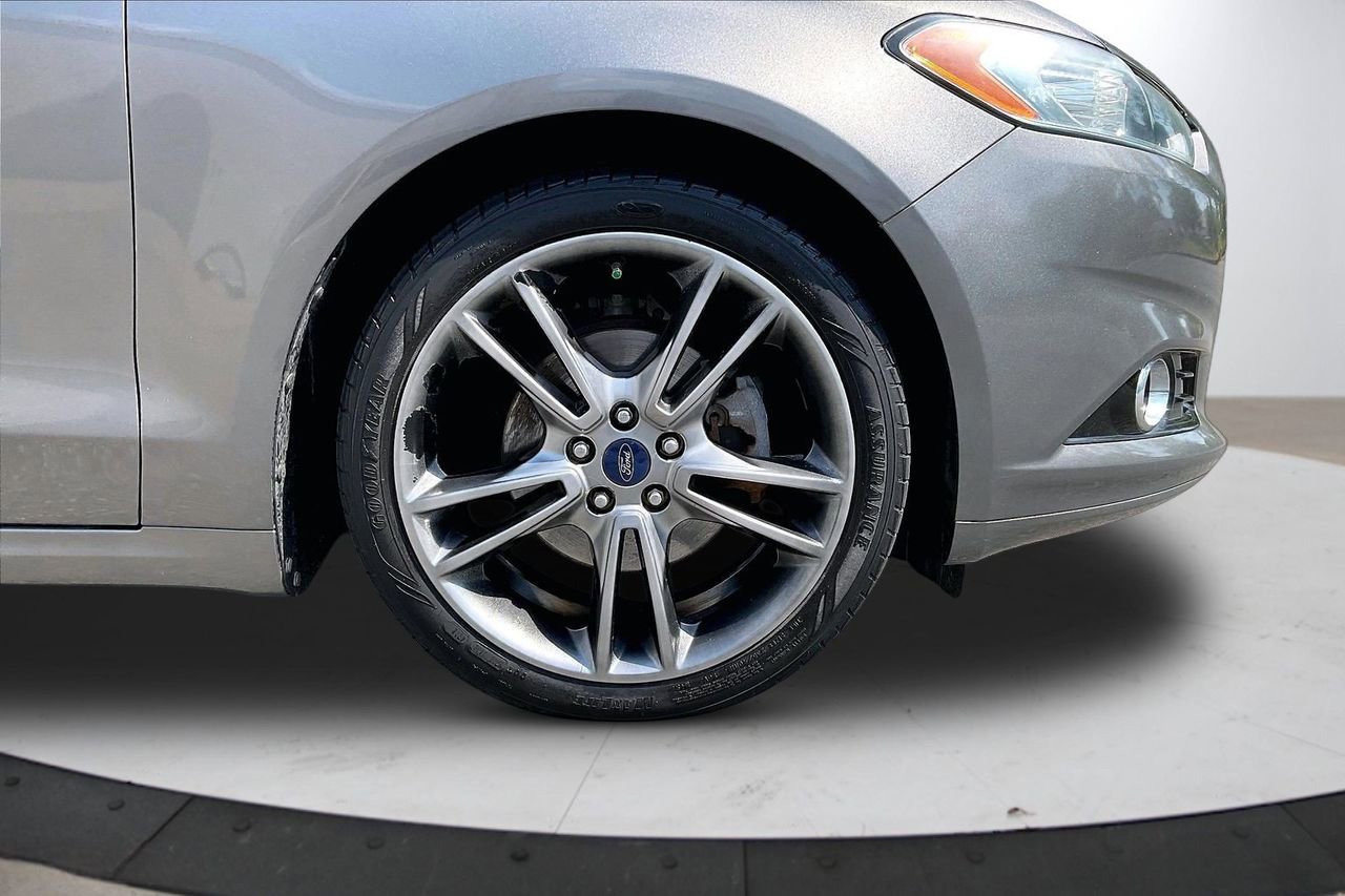 Used 2014 Ford Fusion Titanium FWD image 34