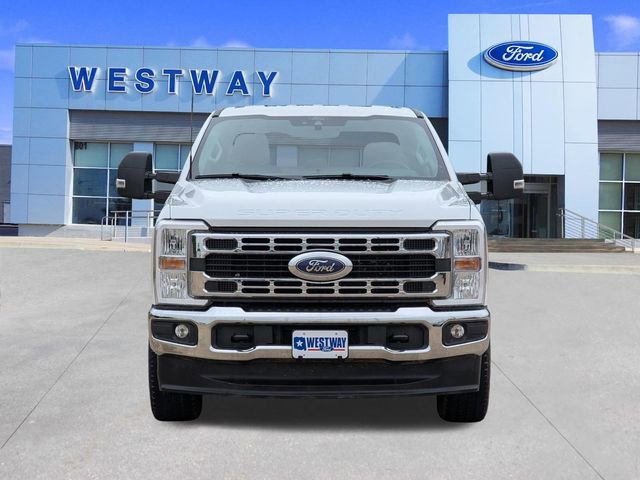 Used 2025 Ford F350 XLT AWD/4WD image 8