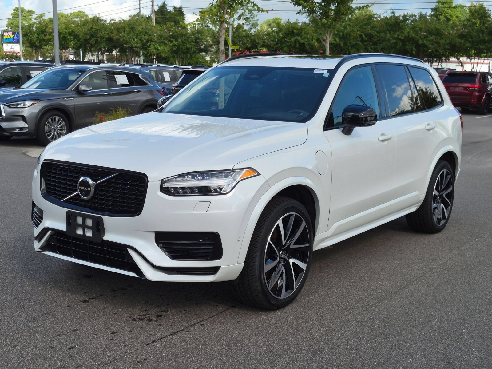 Used 2023 Volvo XC90 T8 Plus w/ Protection Package AWD/4WD image 7