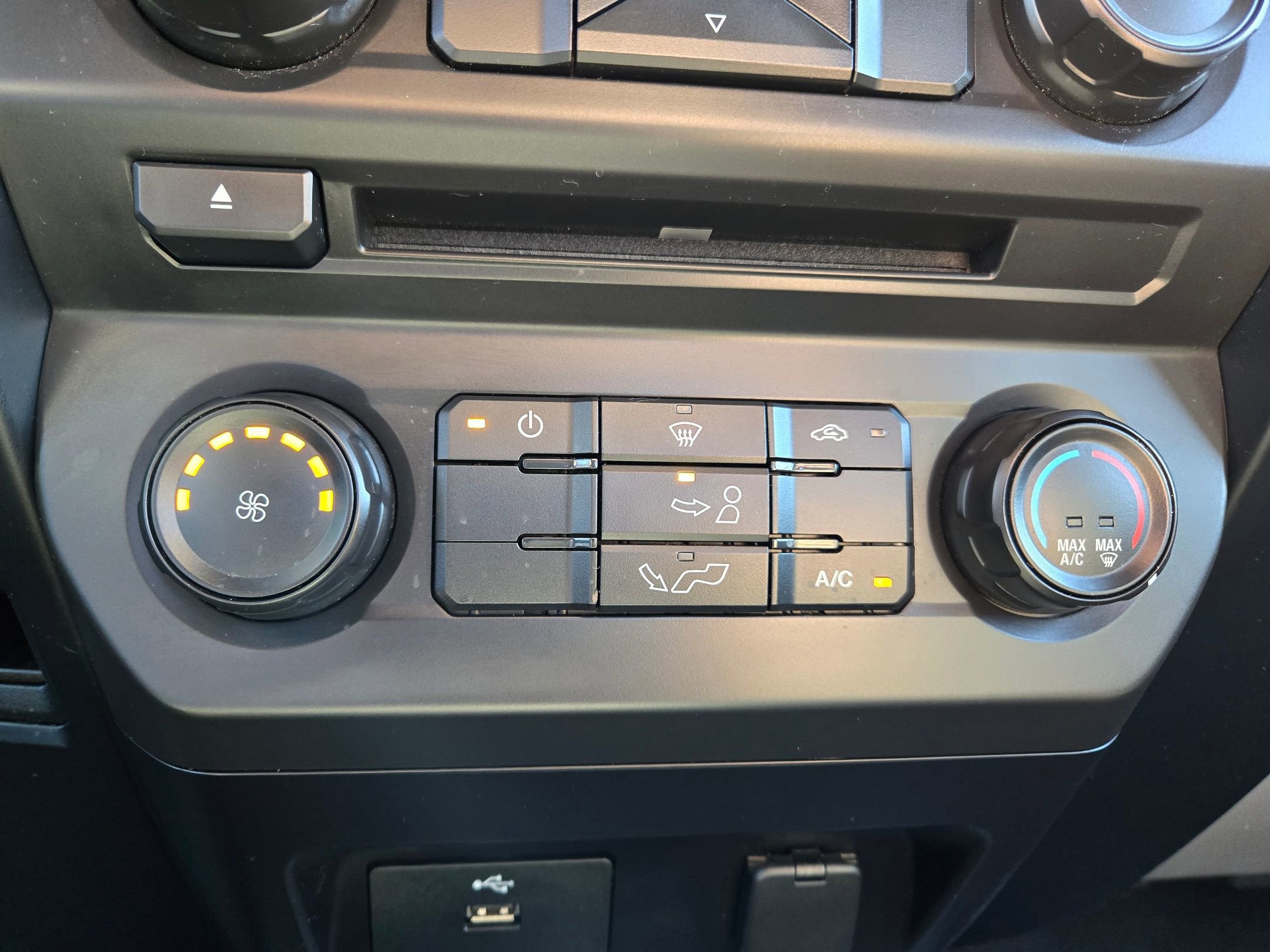 Used 2018 Ford F150 XL w/ Equipment Group 101A Mid image 16