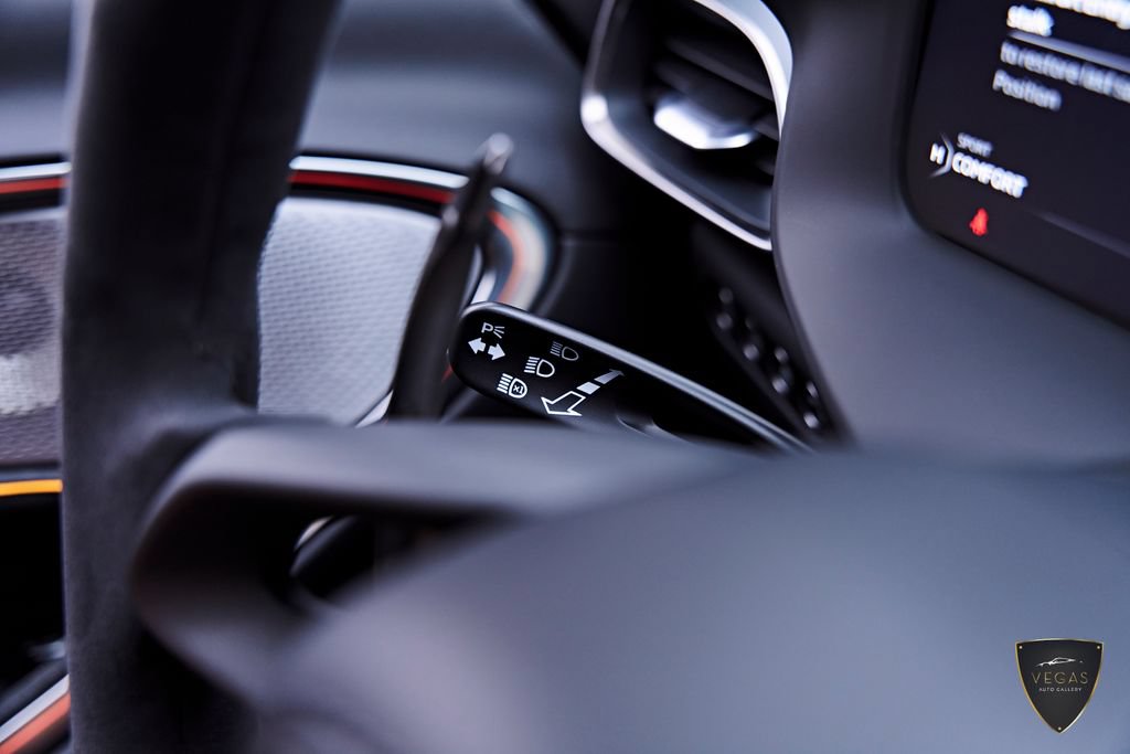 Used 2025 McLaren Artura RWD image 63