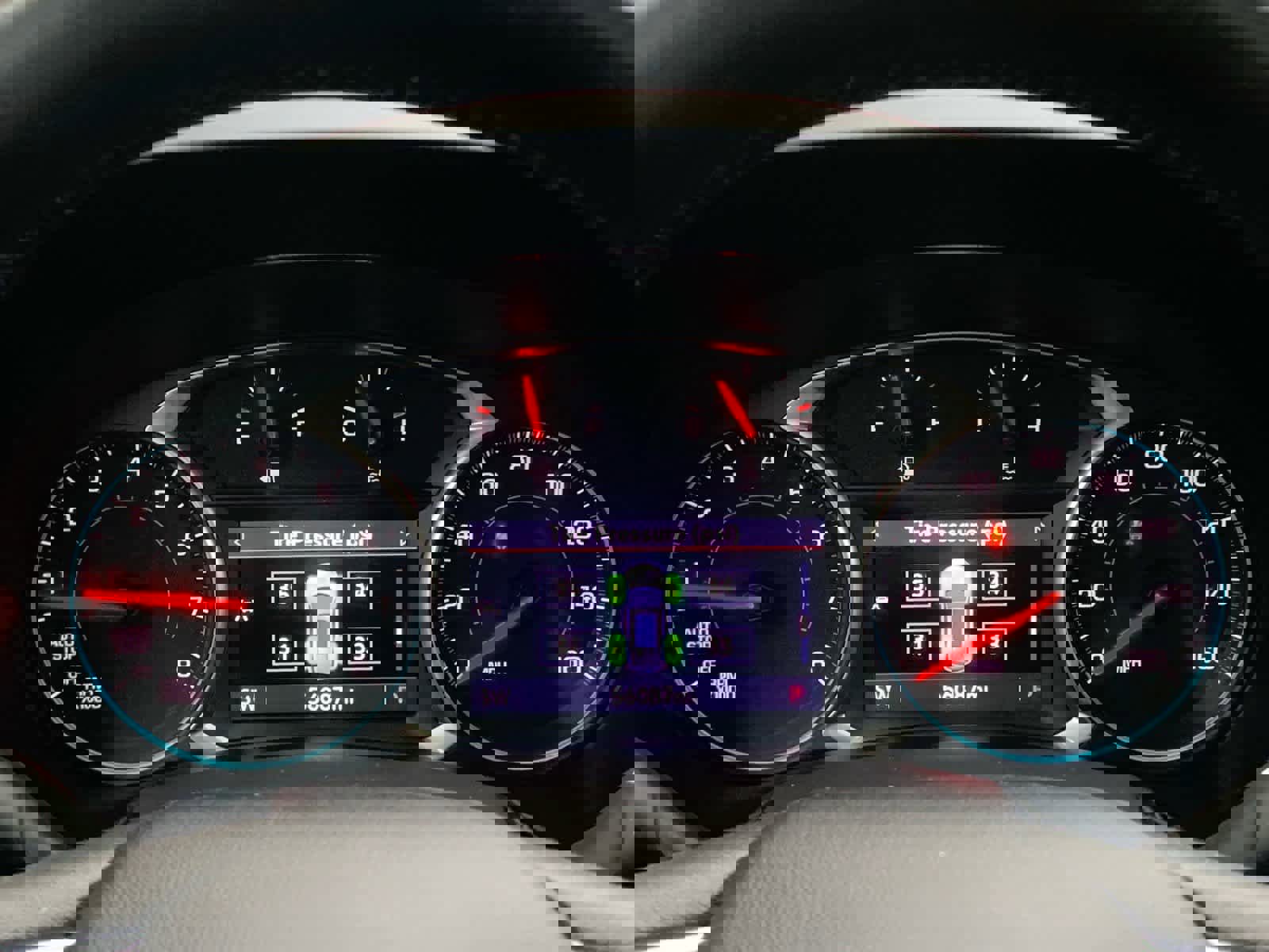 Certified 2020 Chevrolet Equinox Premier image 18