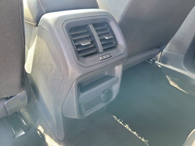 Used 2023 Volkswagen Tiguan S FWD image 11