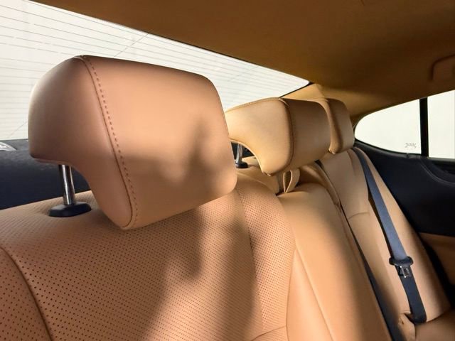 Used 2023 Lexus ES 350 w/ Accessory Package (Z2) FWD image 32