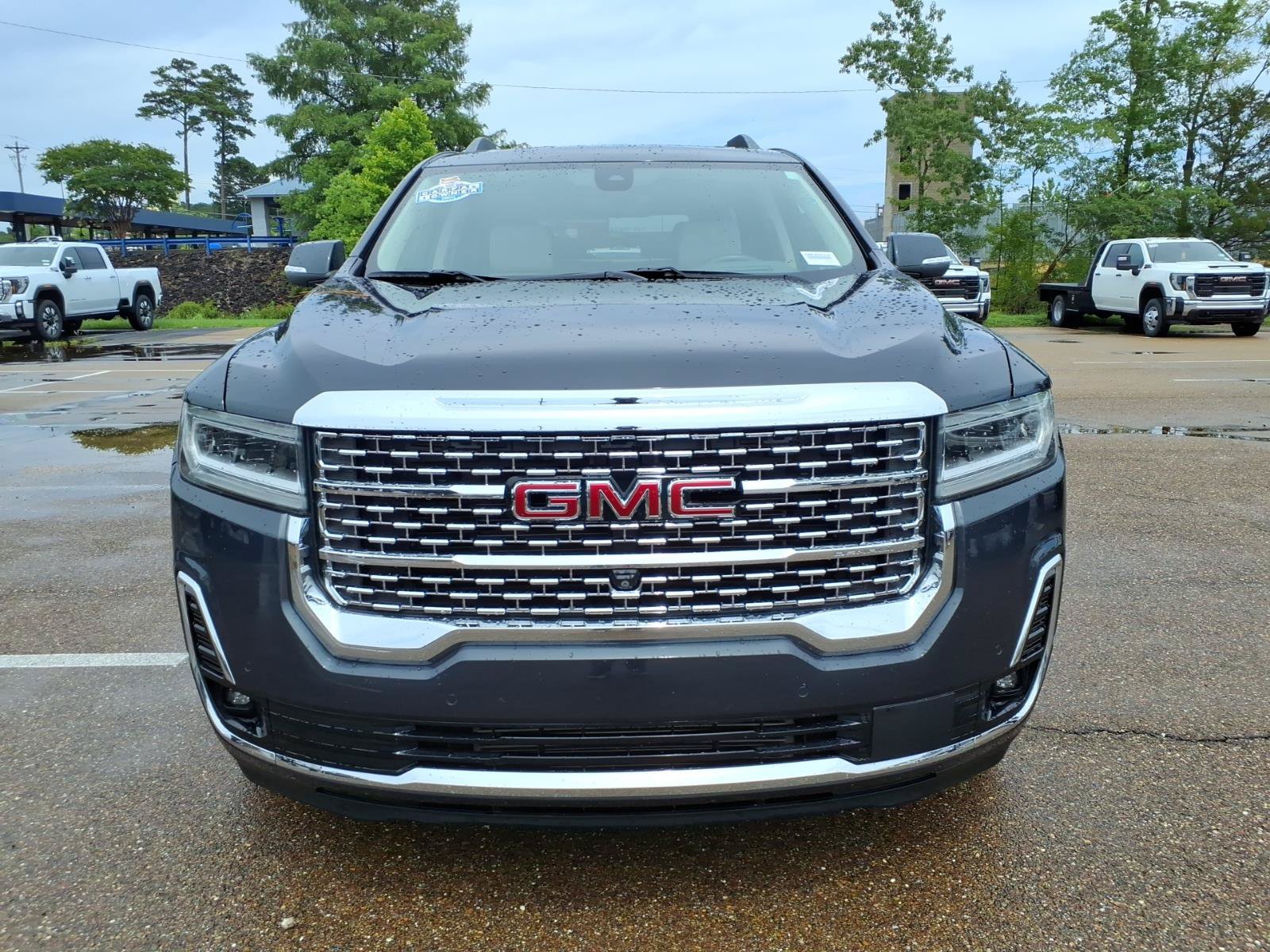 Used 2021 GMC Acadia Denali w/ Denali Technology Package FWD video 2