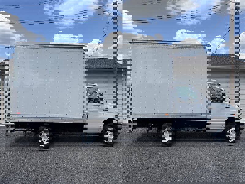 Used 2023 Ford E-350 and Econoline 350 Super Duty w/ Power Windows & Locks Group image 1