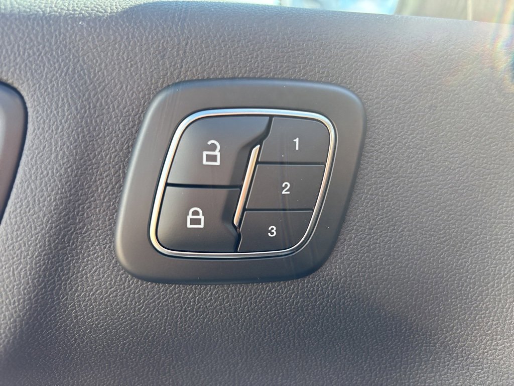 New 2026 Ford Escape Platinum w/ Premium Technology Package image 18