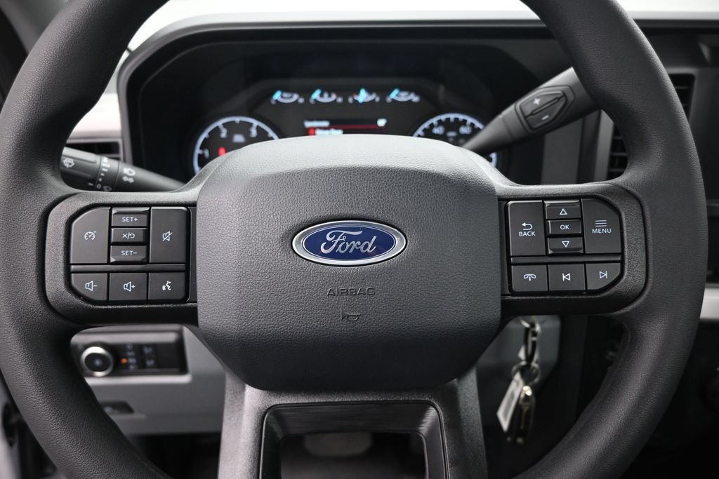 New 2026 Ford F350 XL w/ XL Chrome Package RWD image 10