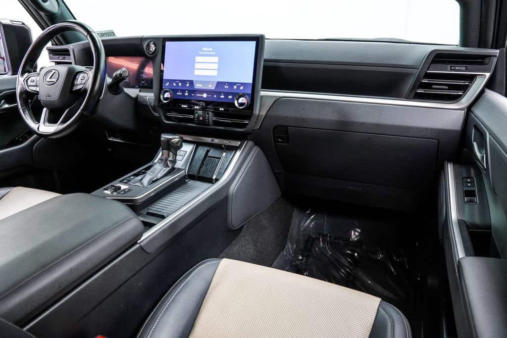 Used 2024 Lexus GX 550 AWD/4WD image 22