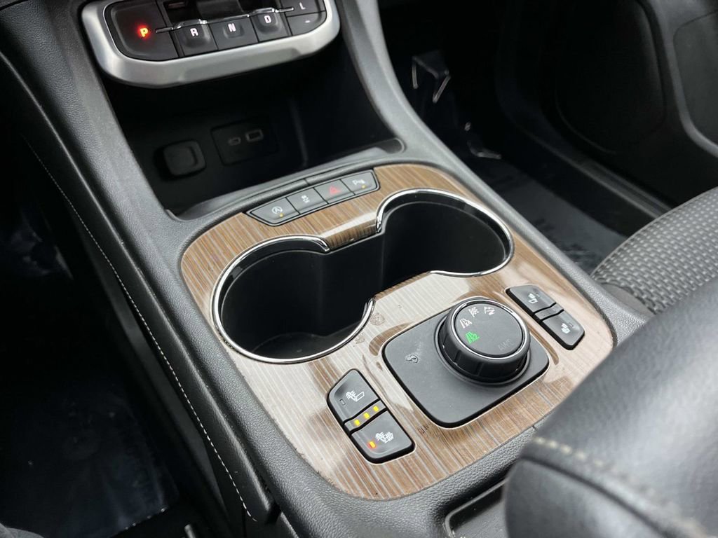 Used 2020 GMC Acadia SLE w/ Driver Convenience Package image 31