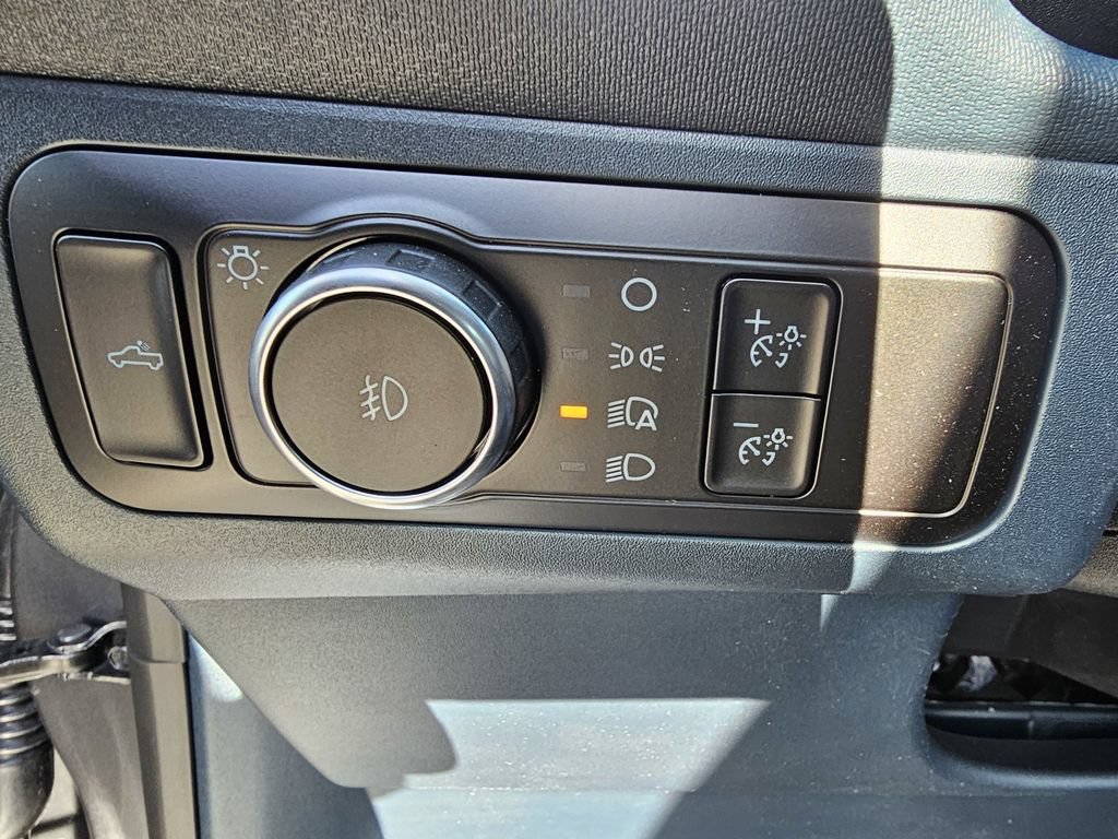 Used 2026 Ford Maverick Lobo AWD/4WD image 22