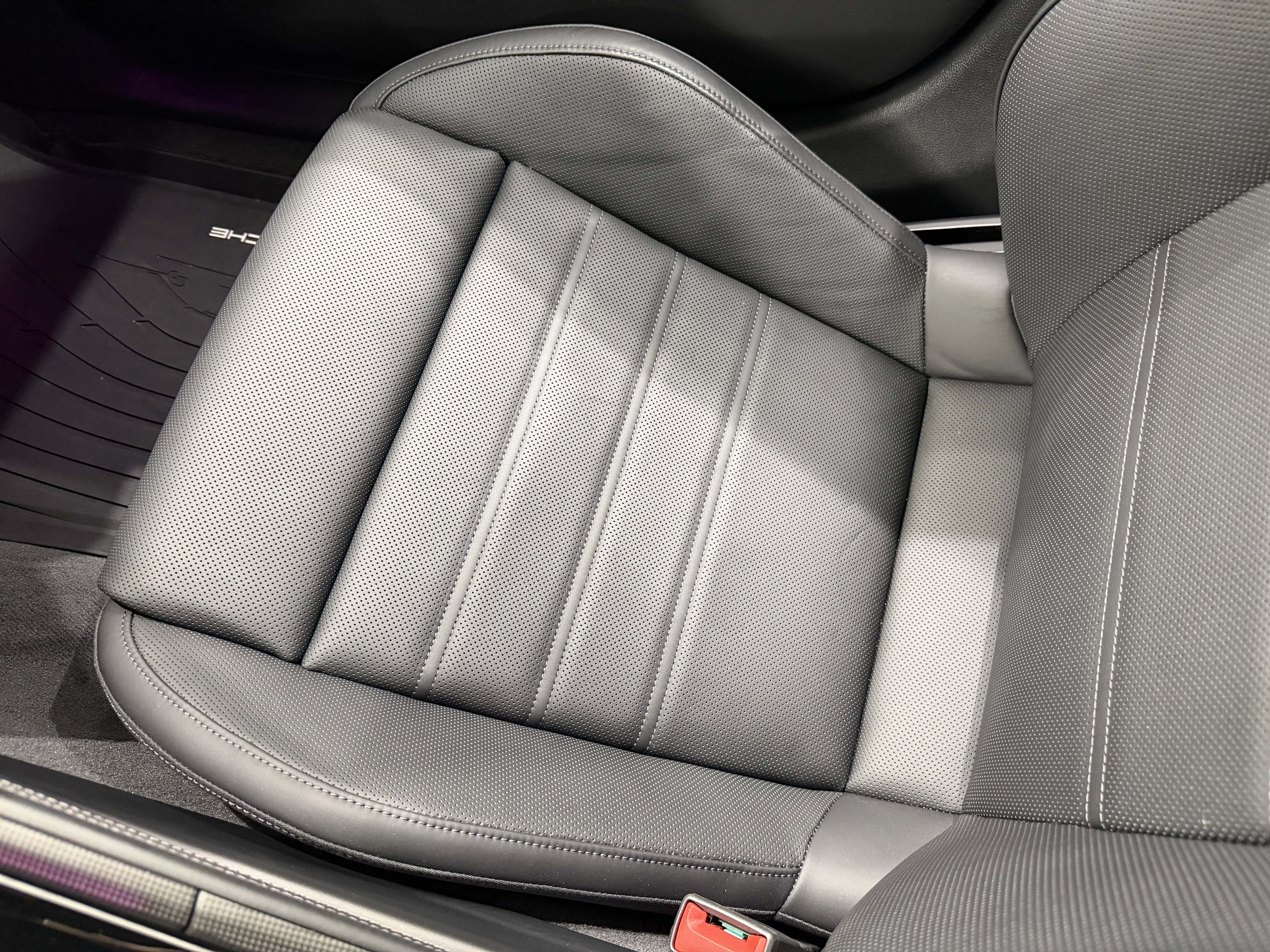 Used 2025 Porsche Panamera Turbo S image 58