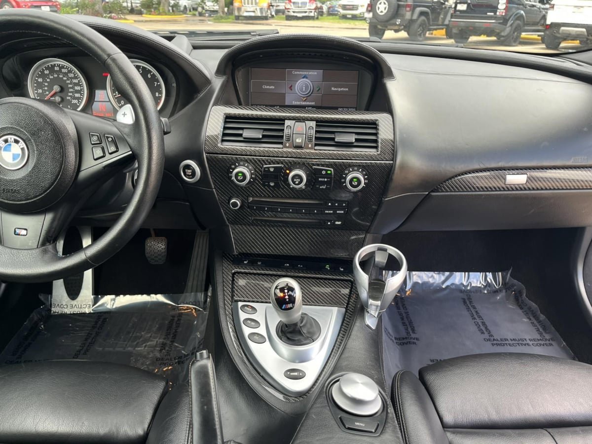 Used 2008 BMW M6 Convertible RWD image 32