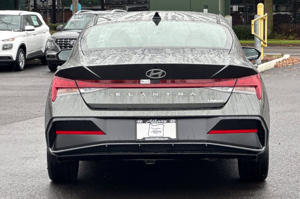 New 2026 Hyundai Elantra Limited image 6