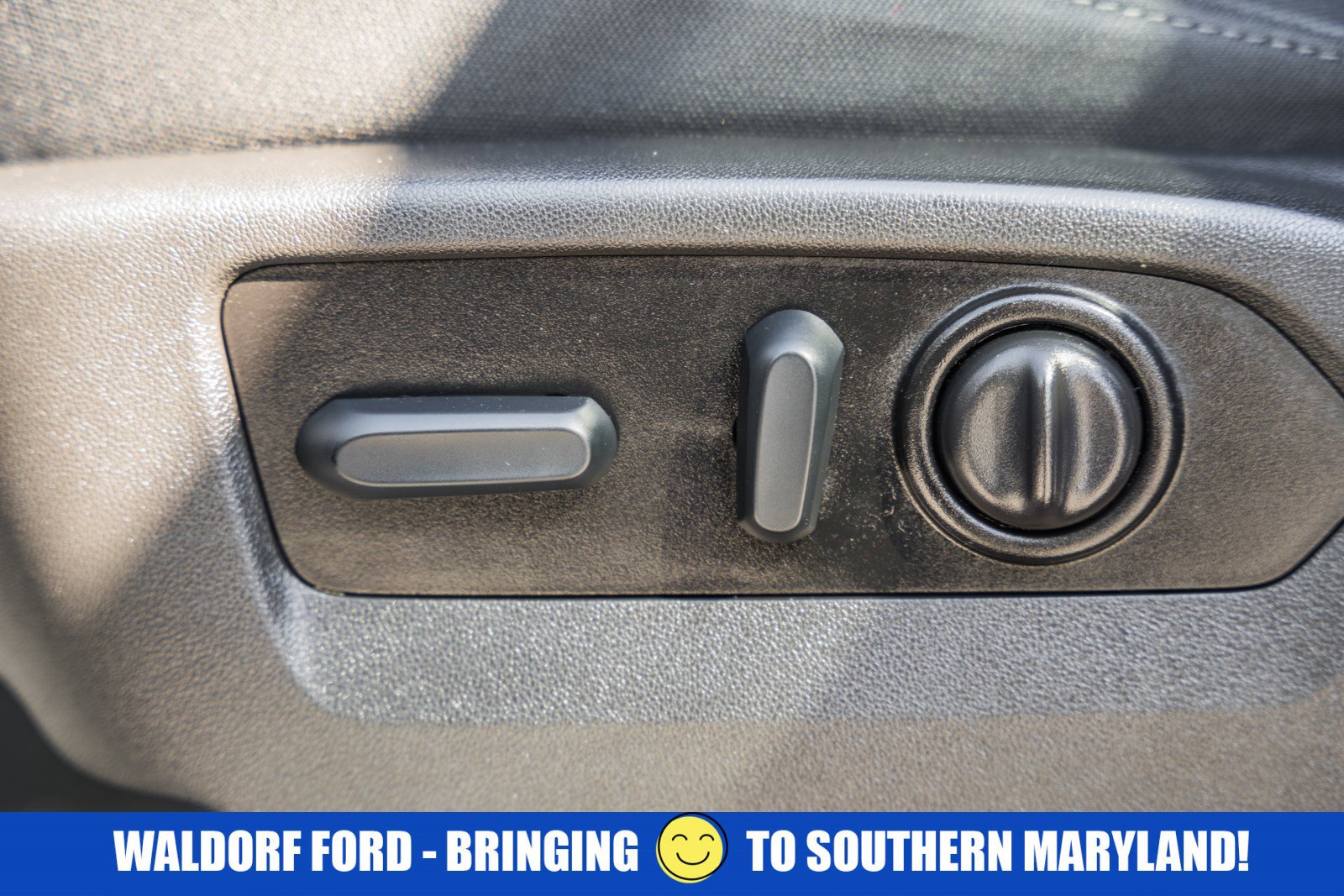 Used 2022 Chevrolet Silverado 1500 LT image 38