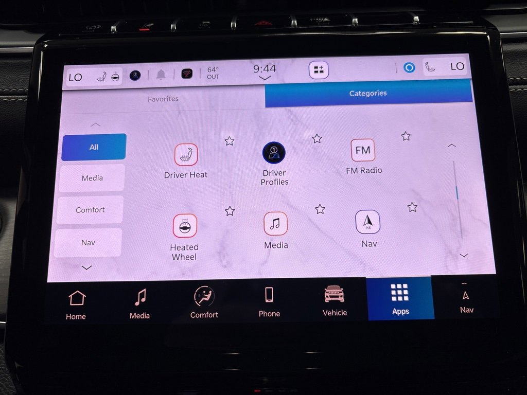 New 2025 Jeep Grand Cherokee Limited w/ Black Appearance Package image 21