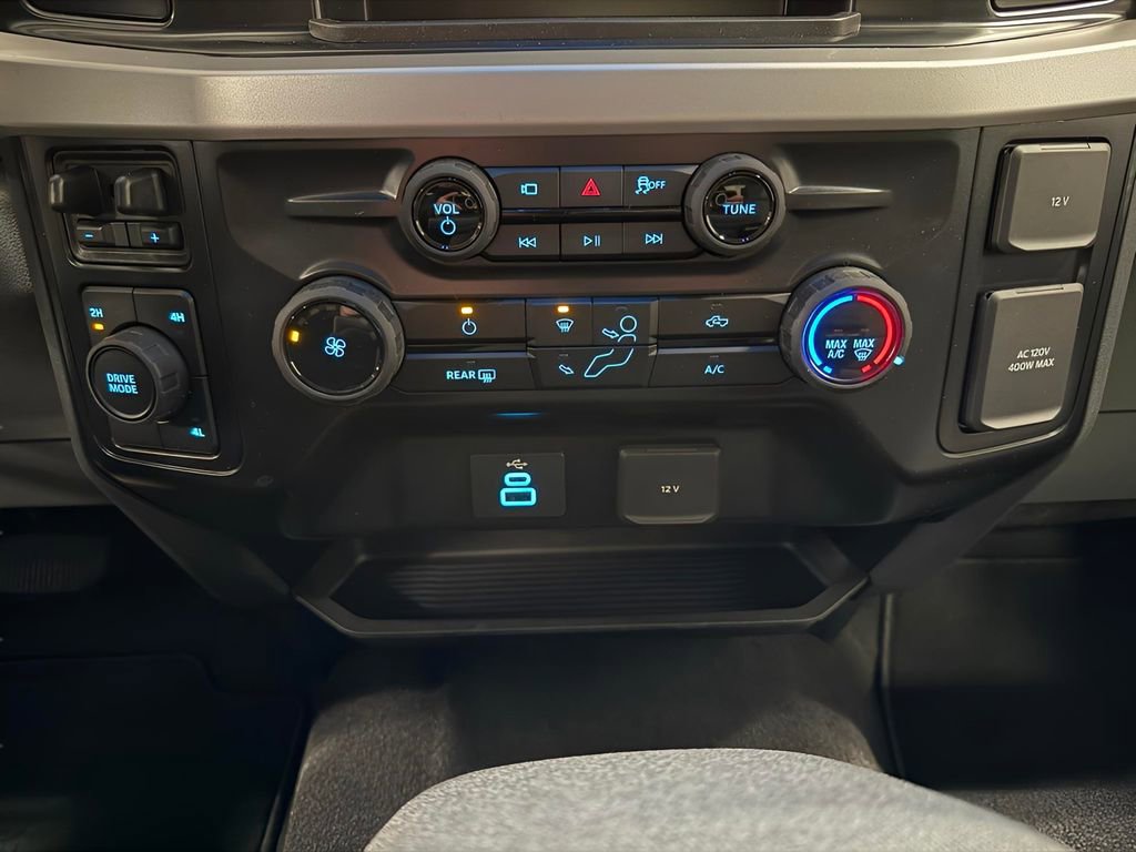 New 2026 Ford F250 XLT w/ 360-Degree Camera Package AWD/4WD image 21