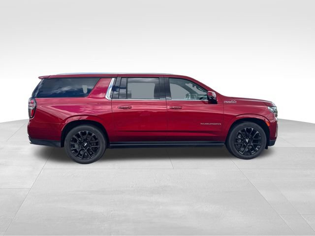 Used 2023 Chevrolet Suburban High Country AWD/4WD image 7