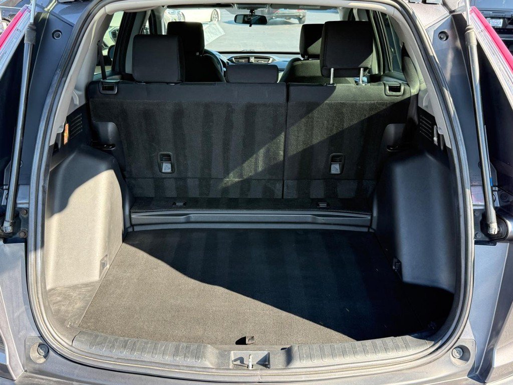Used 2018 Honda CR-V LX image 4