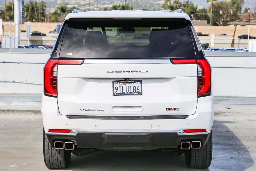 Used 2025 GMC Yukon XL Denali image 8