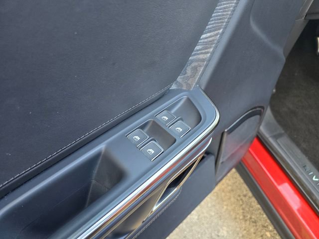 Used 2022 Rivian R1T Adventure image 16