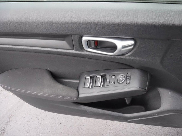 Used 2022 Honda Civic Sport image 9