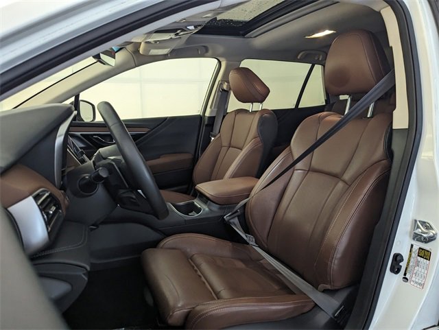 Used 2022 Subaru Outback Touring image 5