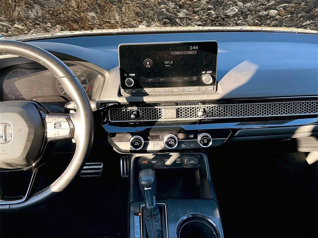 Used 2025 Honda Civic Sport image 6