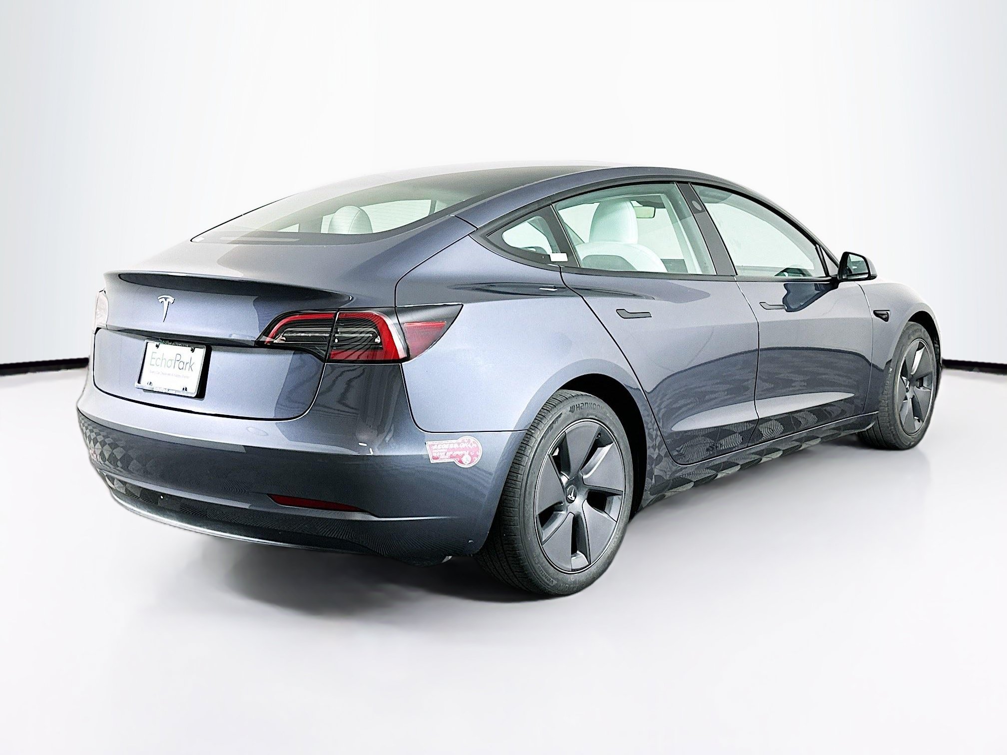 Used 2023 Tesla Model 3 Standard Range RWD image 9