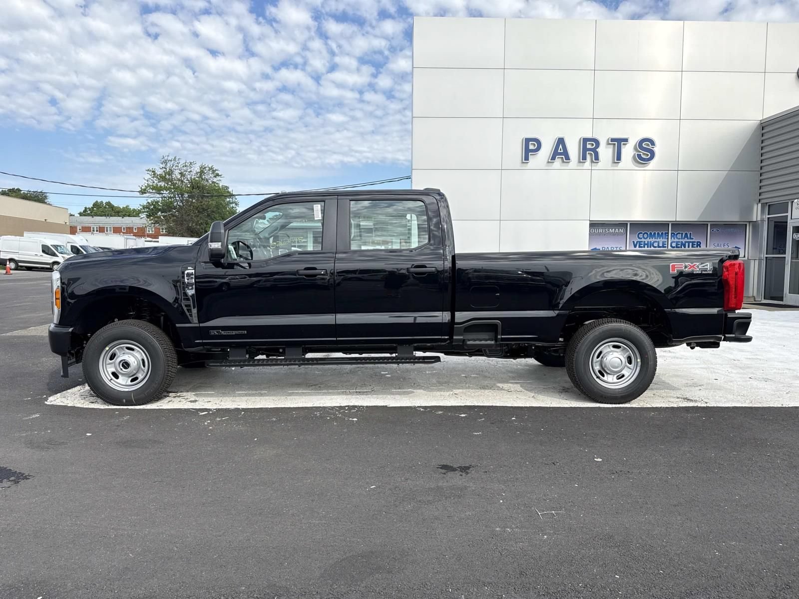 New 2026 Ford F250 XL w/ XL Driver Assist Package AWD/4WD image 6