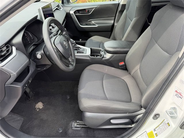 Used 2024 Toyota RAV4 LE image 19