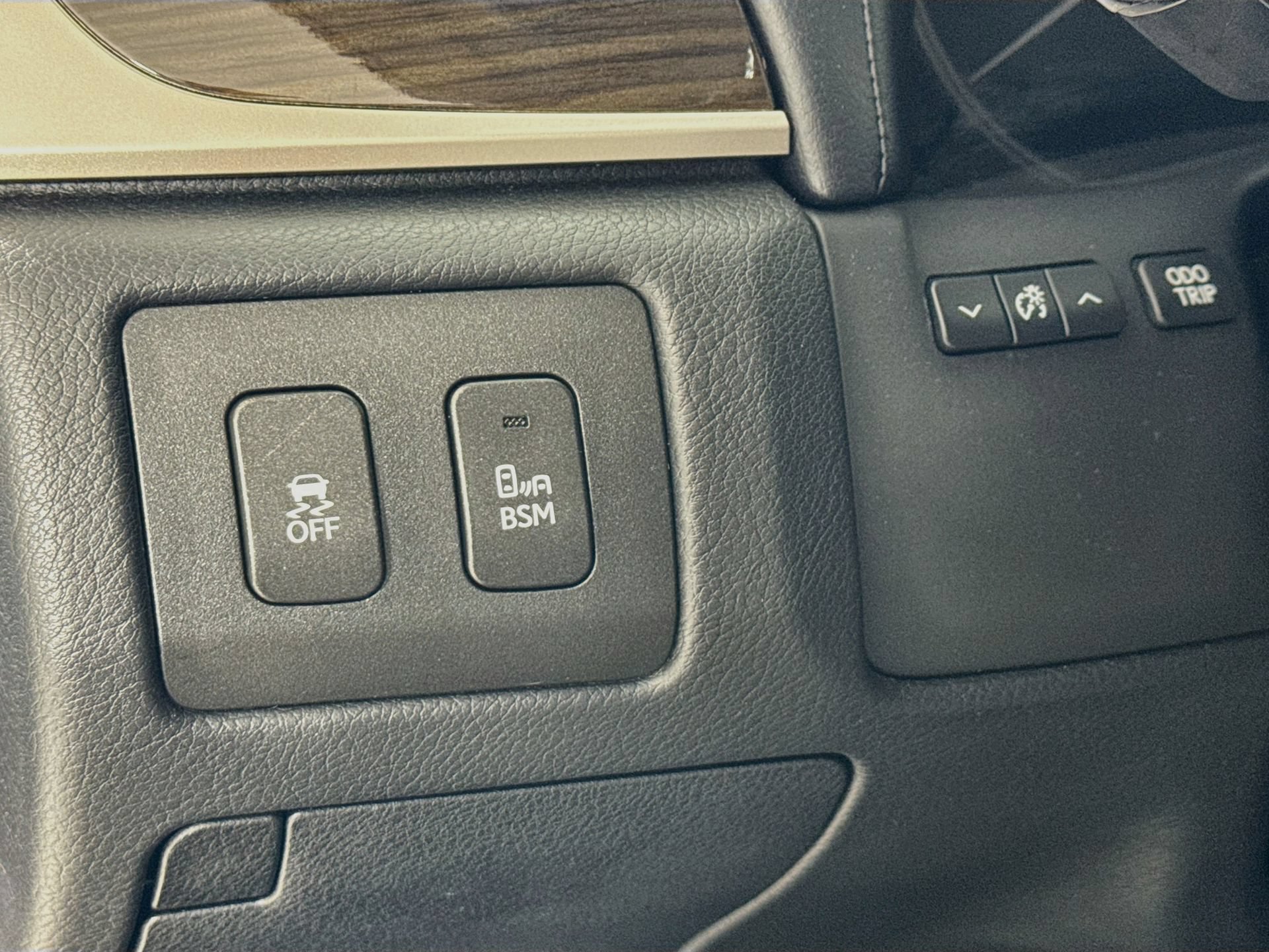 Used 2013 Lexus GS 350 w/ Luxury Pkg RWD image 11