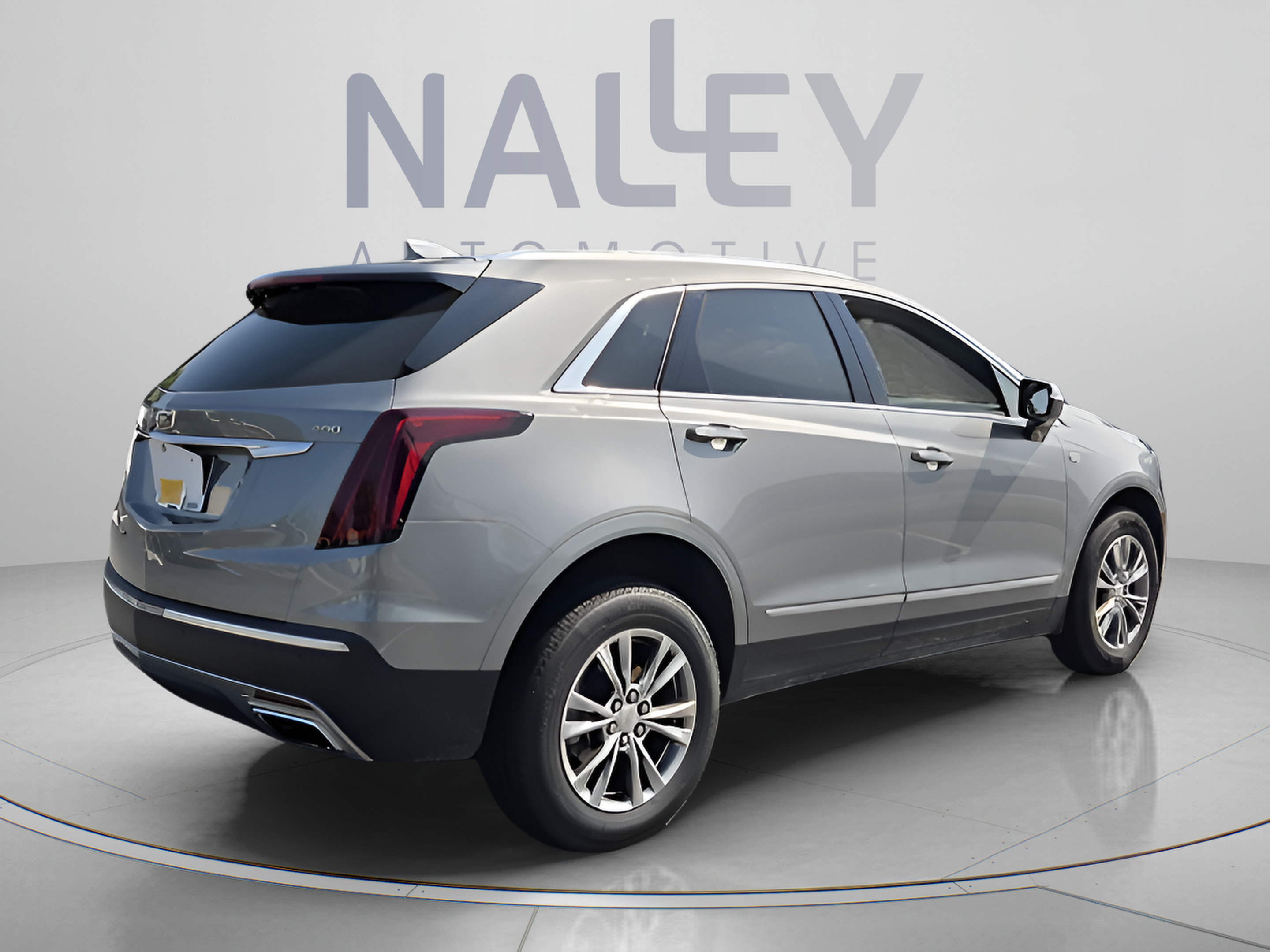 Used 2023 Cadillac XT5 Premium Luxury FWD image 5