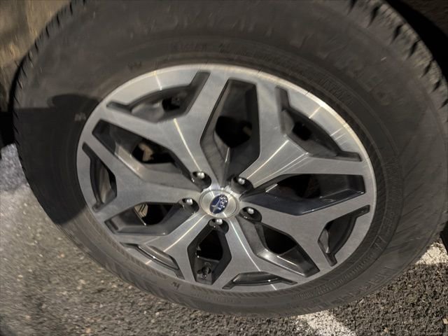 Used 2023 Subaru Forester Premium image 12