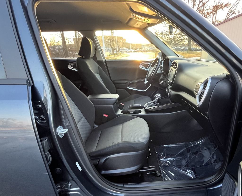 Used 2020 Kia Soul X-Line image 22