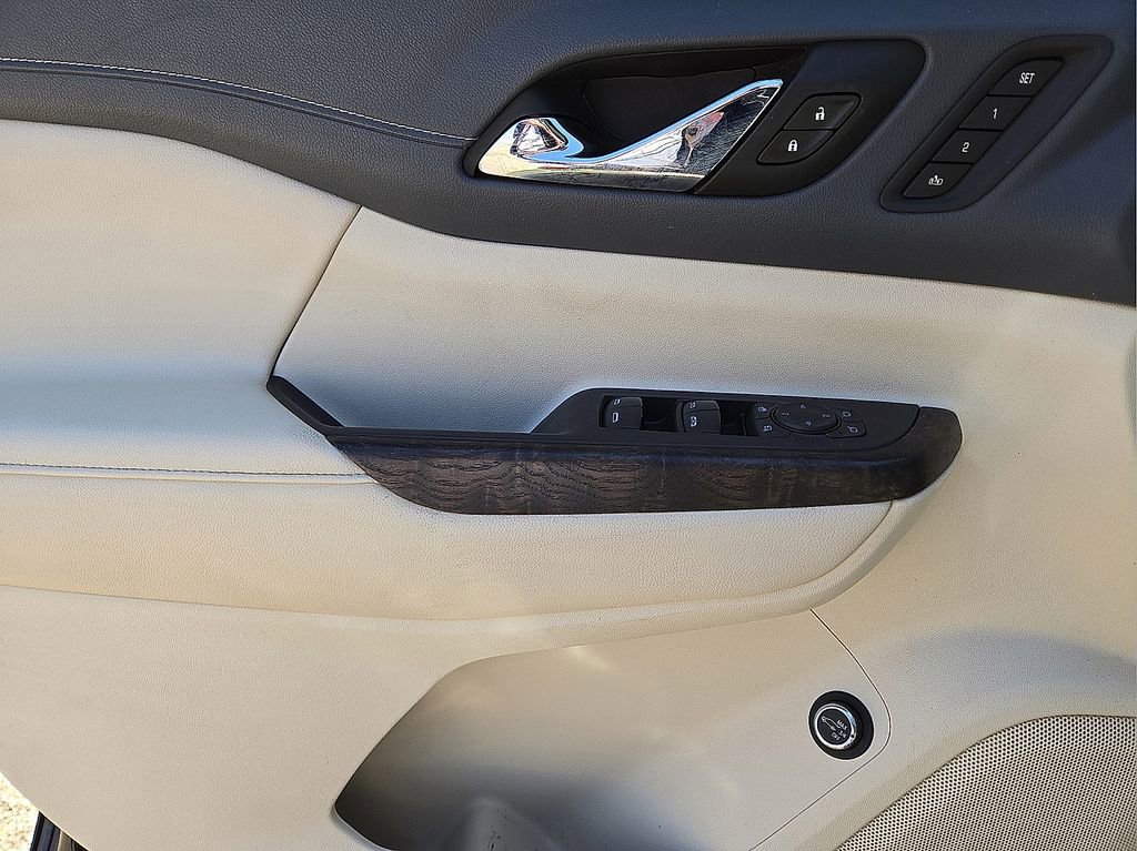 Used 2020 GMC Acadia Denali image 21