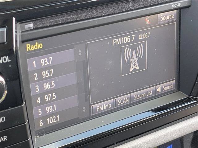 Used 2015 Toyota Corolla LE image 14