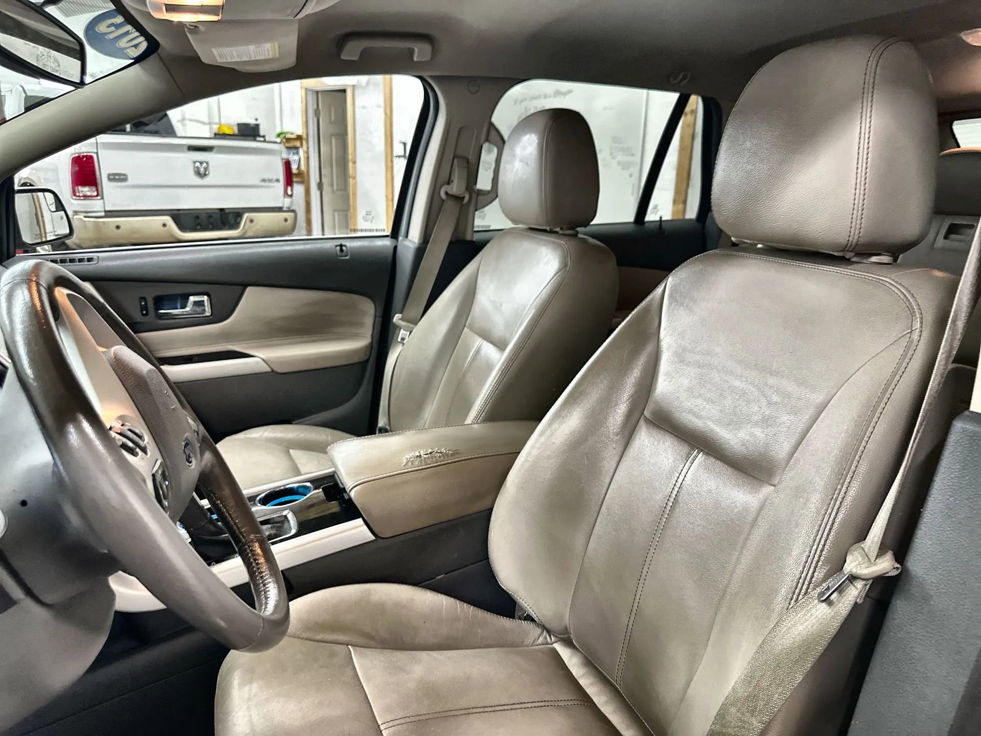 Used 2013 Ford Edge Limited FWD image 13