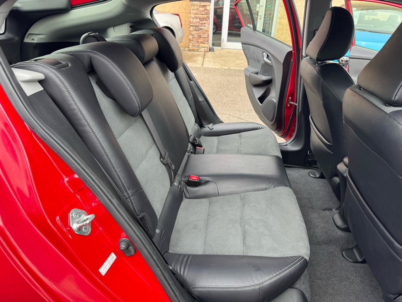 Used 2013 Honda Insight EX image 21
