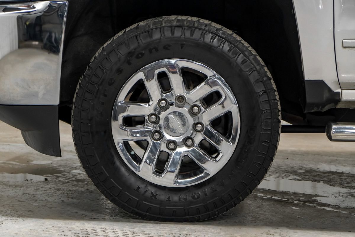 Used 2015 Chevrolet Silverado 2500 LT w/ LT Convenience Package AWD/4WD image 57