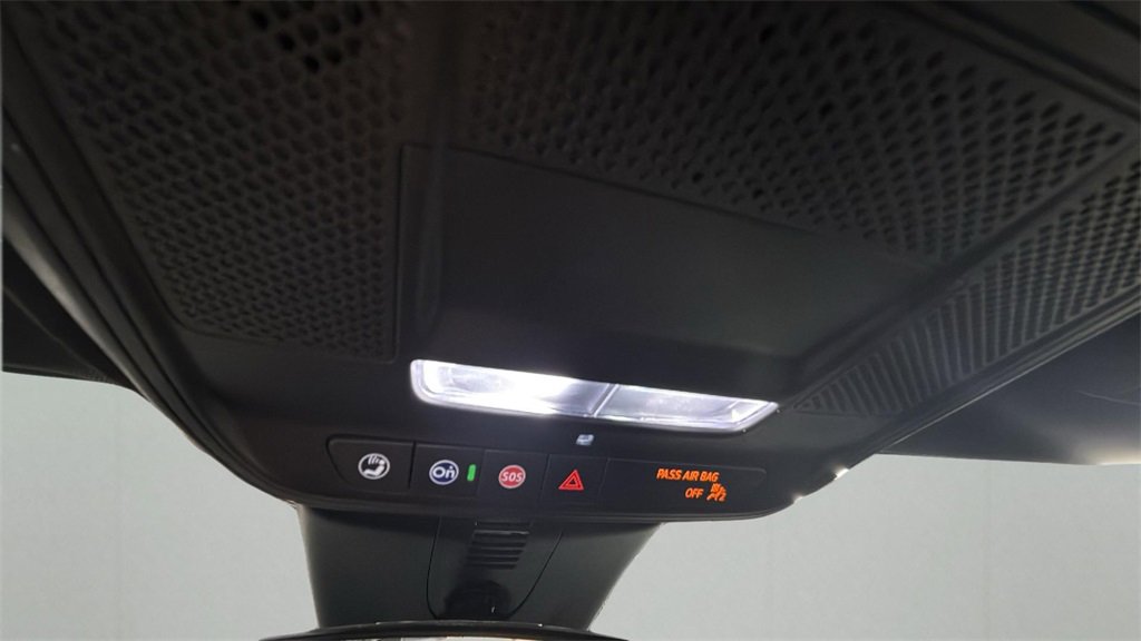 Certified 2025 GMC Acadia Elevation image 25