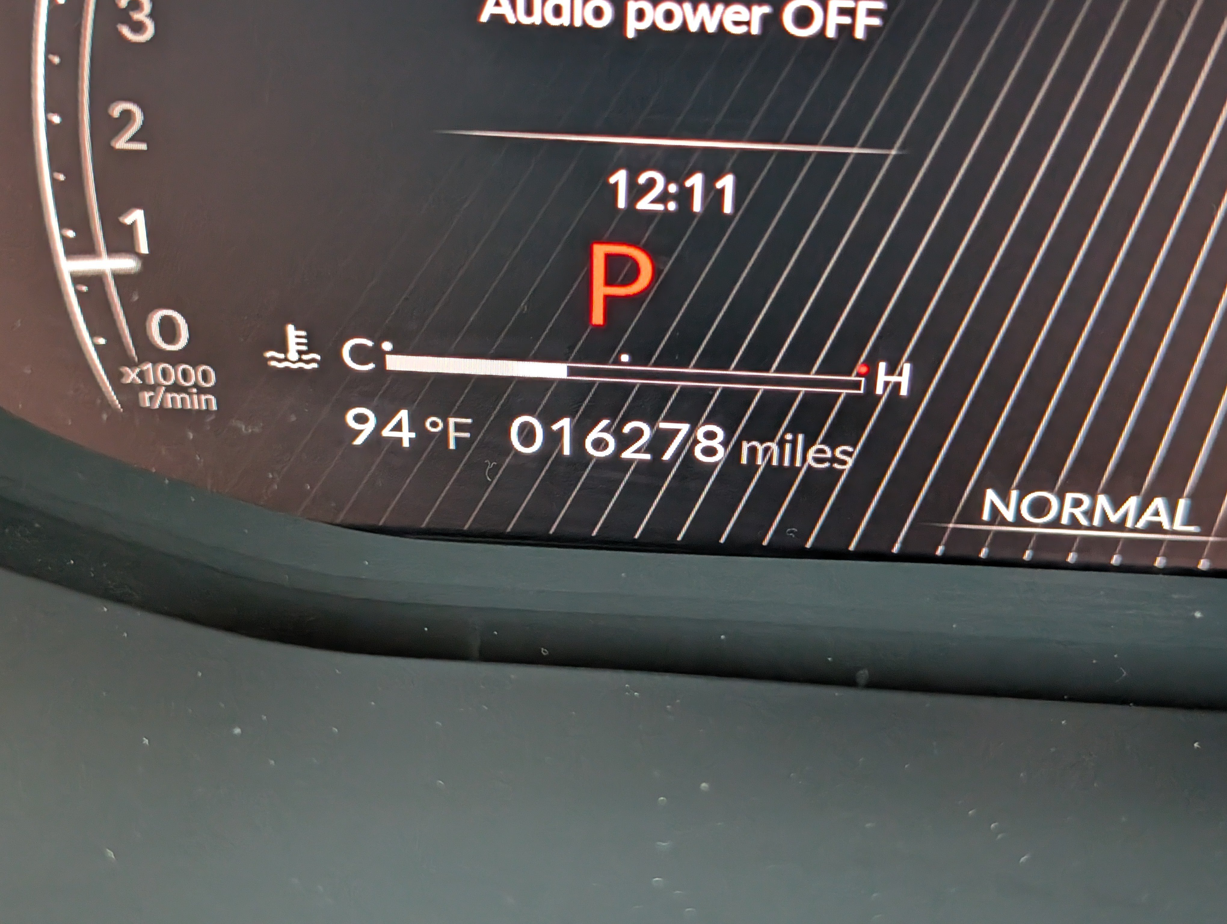 Certified 2025 Acura MDX w/ Technology Package FWD image 14