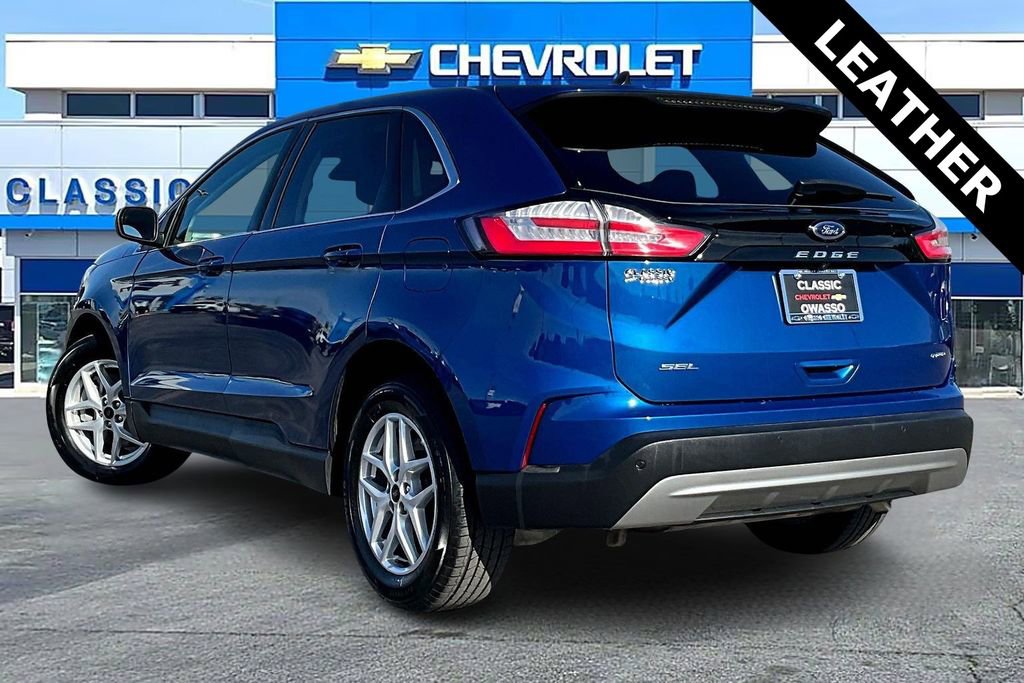 Used 2024 Ford Edge SEL image 4
