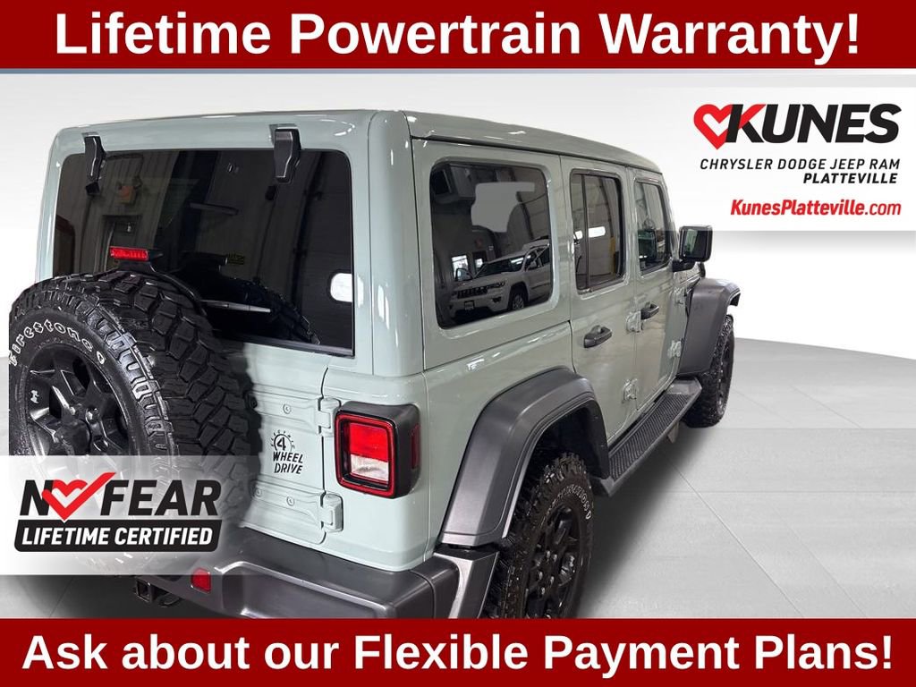 Used 2023 Jeep Wrangler Unlimited w/ Sun & Screen Package image 11