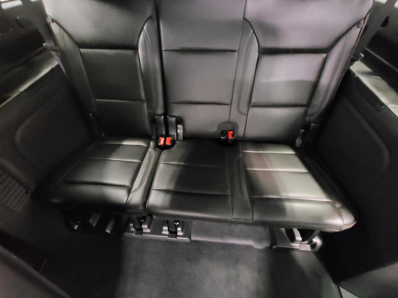 Used 2021 Chevrolet Suburban High Country AWD/4WD image 24
